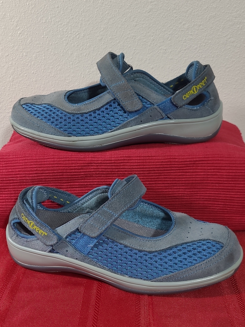 Orthofeet Mary Jane Style Chattanooga Women's Comfort Sneakers - Blue
